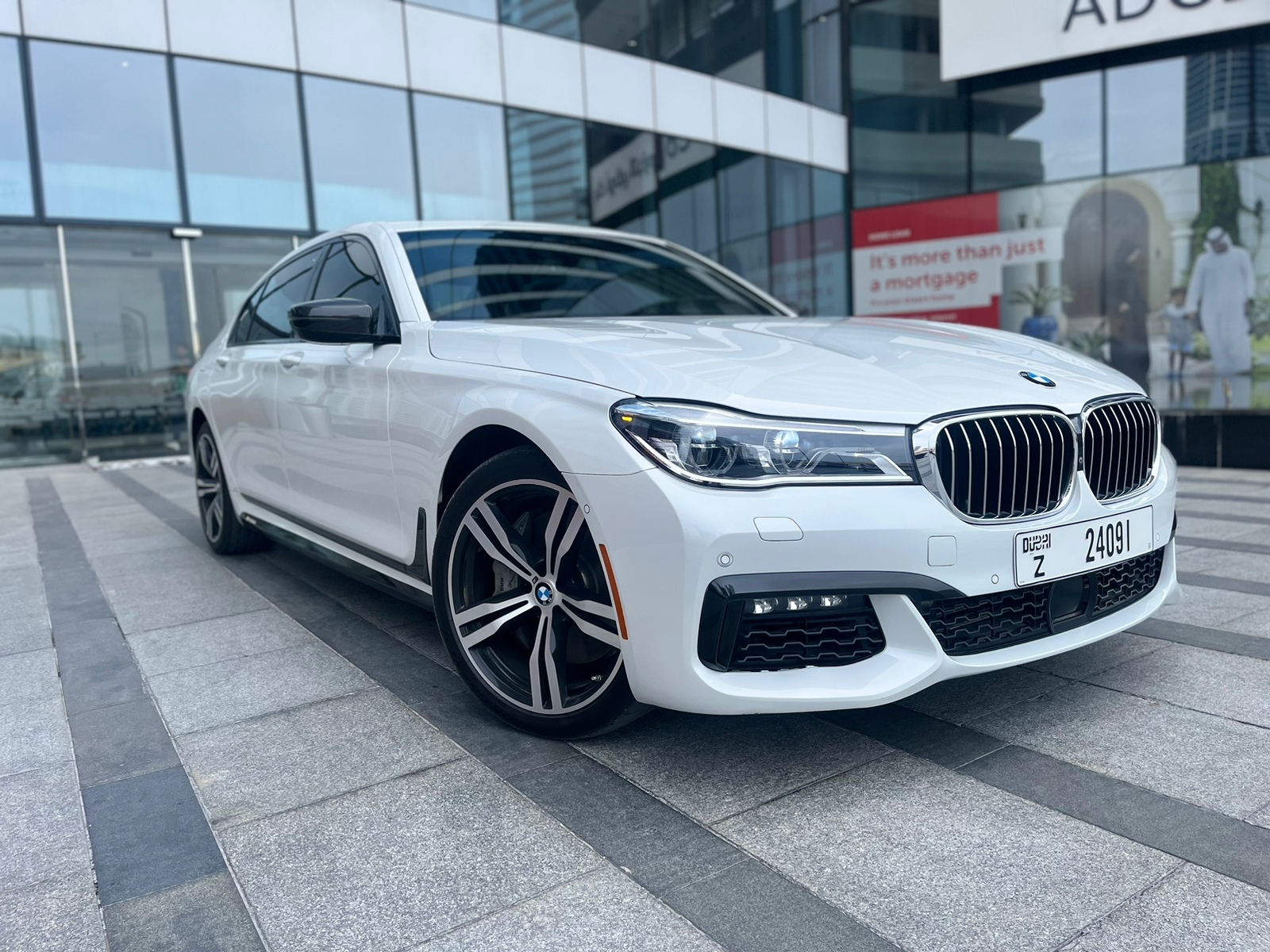 BMW SEVENTH CATEGORY 2019 Listed By Class Cars Rental
