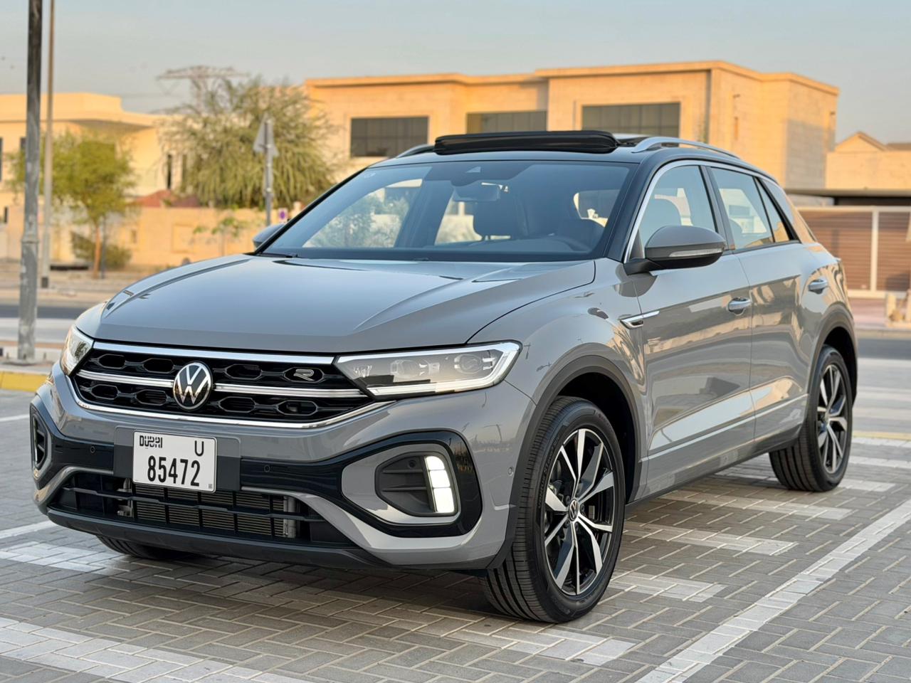  RENT   VOLKSWAGEN T-ROC       IN DUBAI