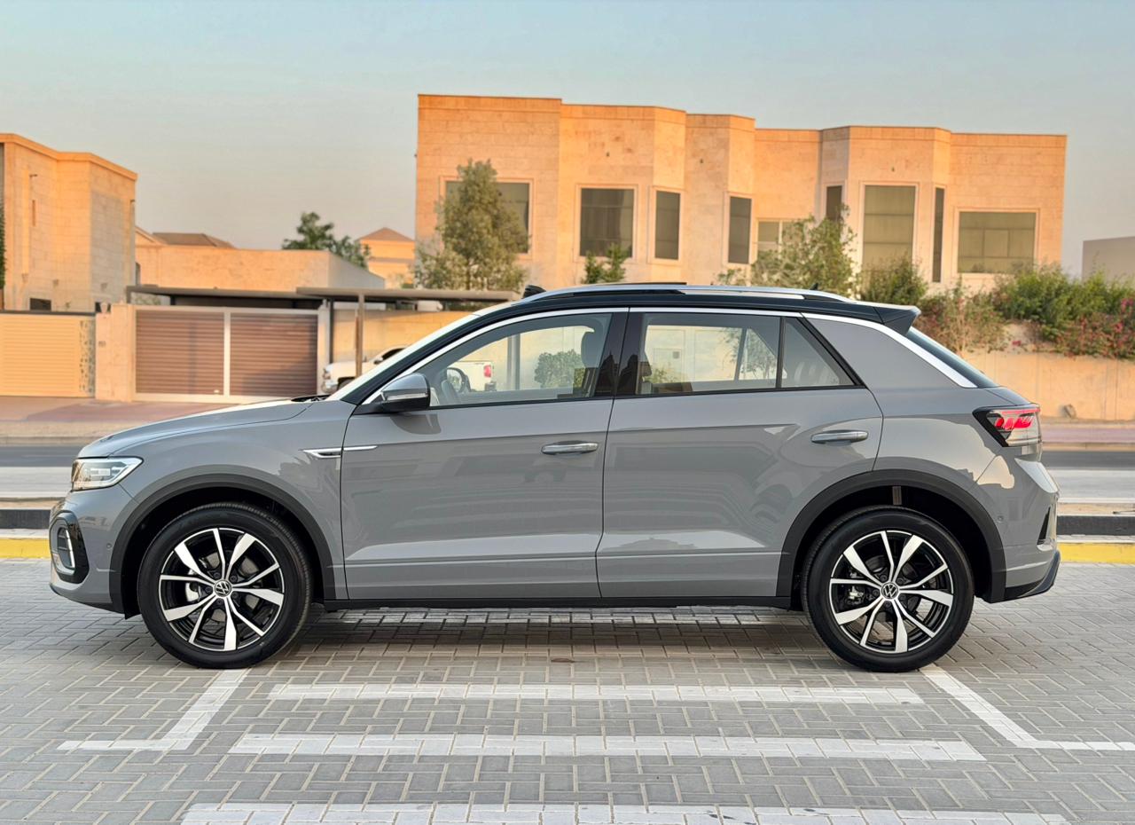  RENT   VOLKSWAGEN T-ROC       IN DUBAI