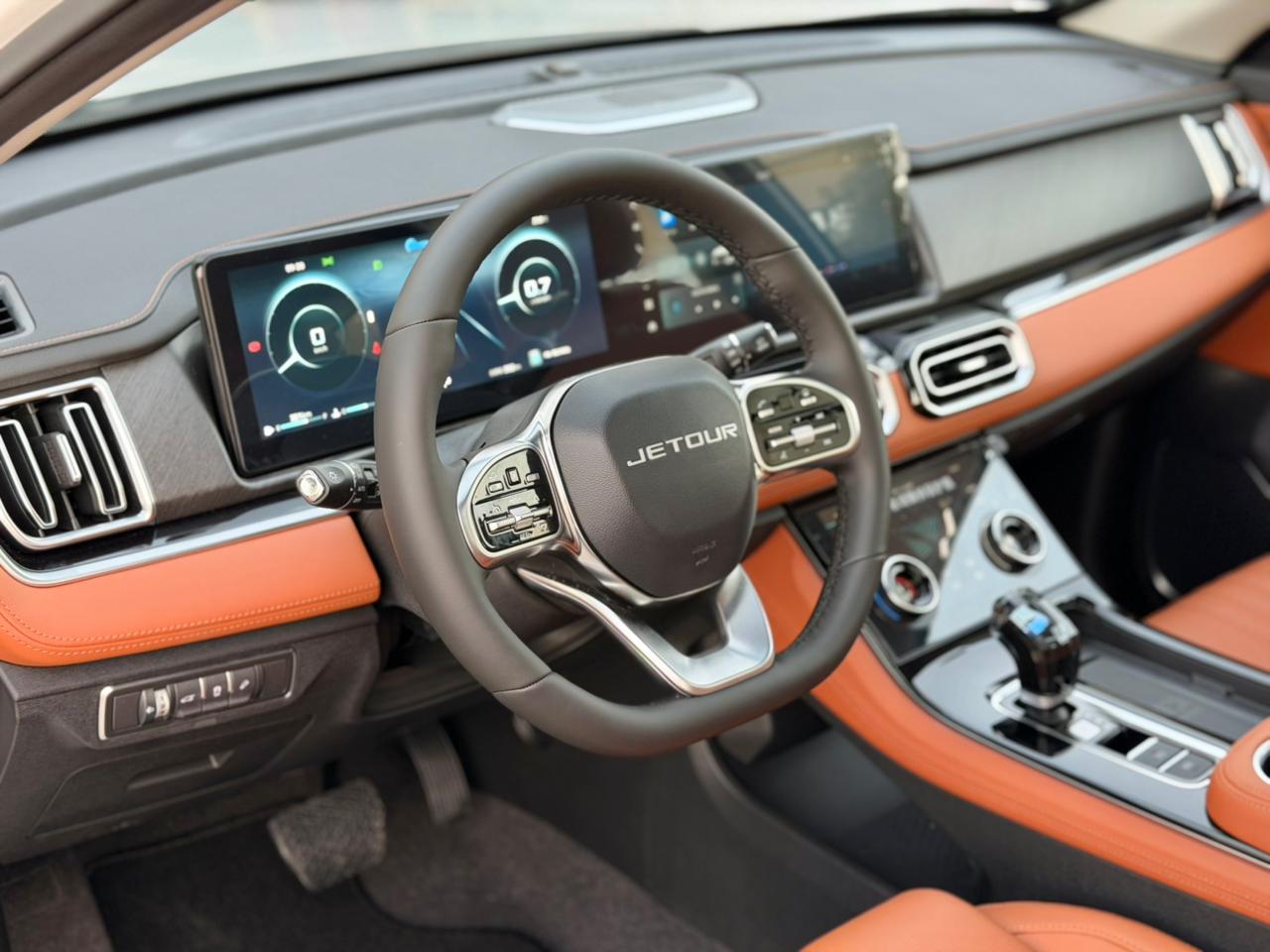  RENT   JETOUR X70      IN DUBAI